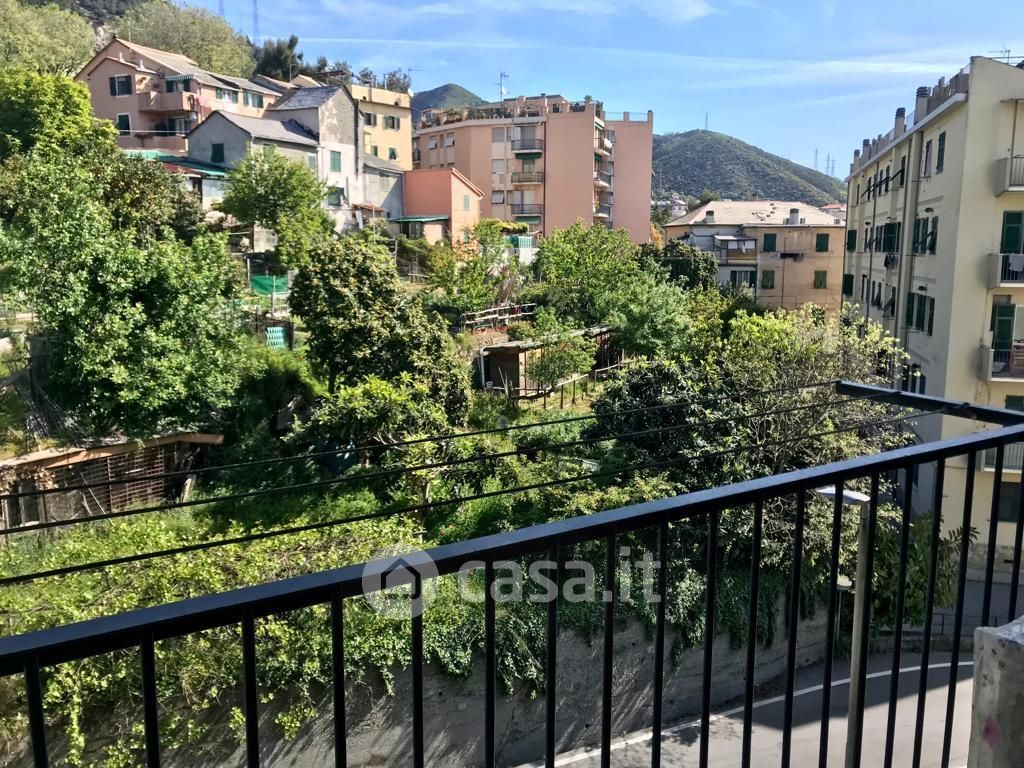 Appartamento in Vendita in Via Santa Maria della Costa a Genova