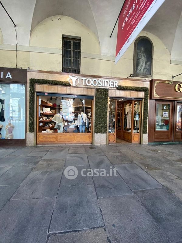 Negozio/Locale commerciale in Vendita in Via Po 18 a Torino