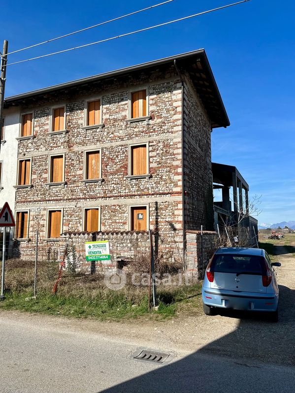 Casa indipendente in Vendita in Via Laipacco 230 a Udine