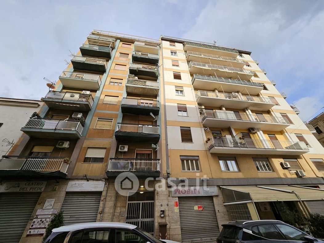 Appartamento in Vendita in Via Sampolo 129 a Palermo