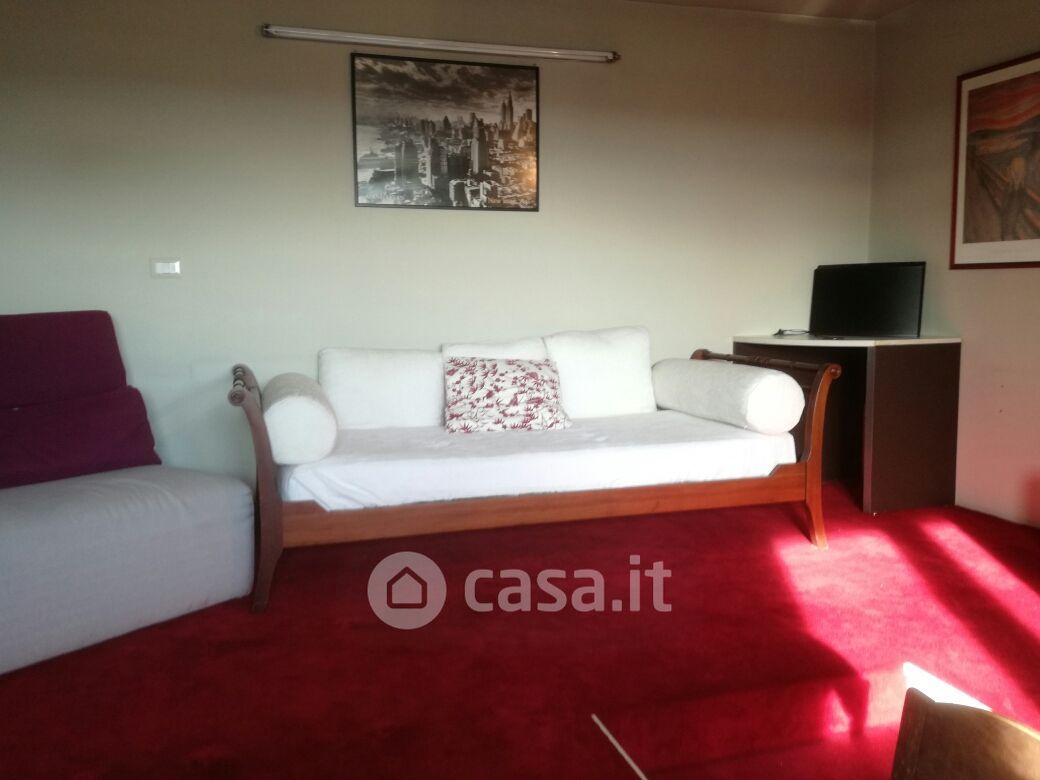 Appartamento in Affitto in Corso Enrico Tazzoli 200 a Torino