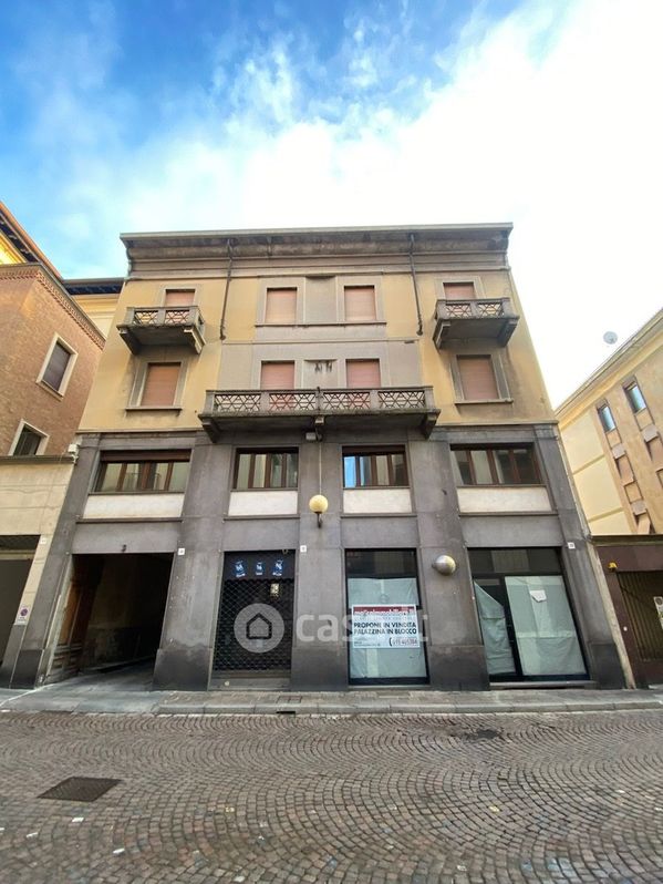 Palazzo in Vendita in Via GRAMSCI 13 a Biella