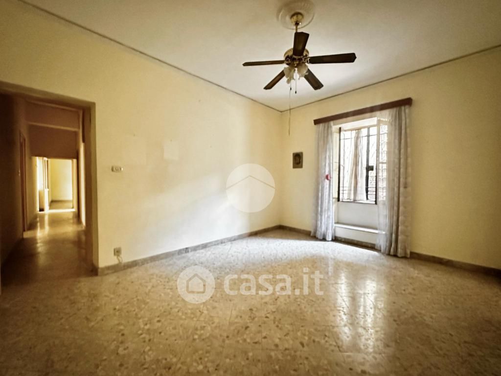 Appartamento in Vendita in Via Porta di Castro 257 a Palermo