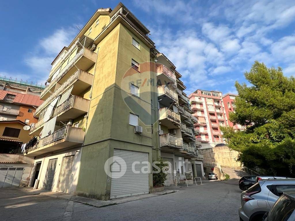 Appartamento in Vendita in Via Vallotta a Montelepre