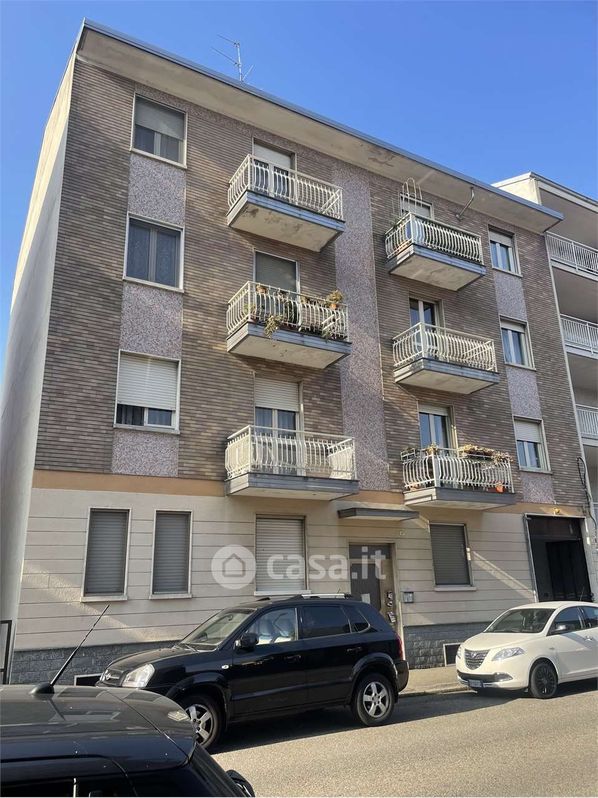 Appartamento in Vendita in Via Bergamo a Novara