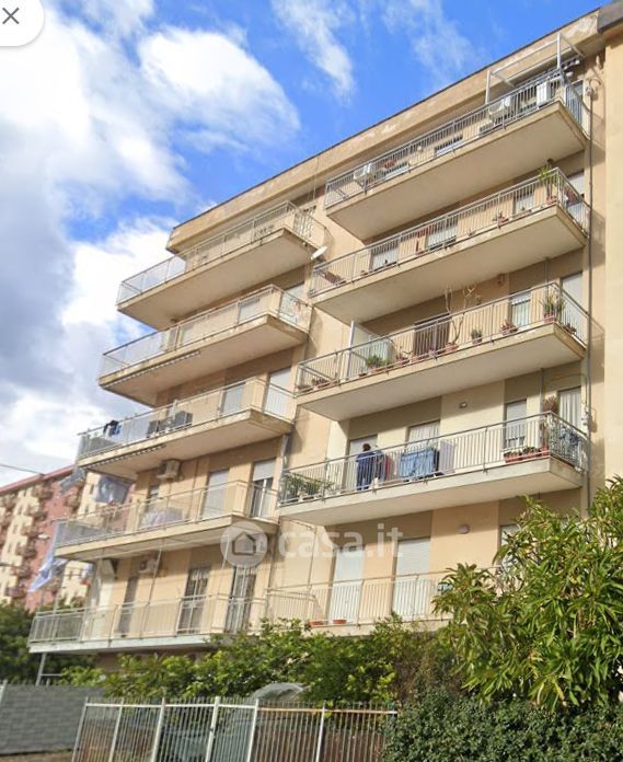 Appartamento in Vendita in Via Petralia Sottana a Palermo