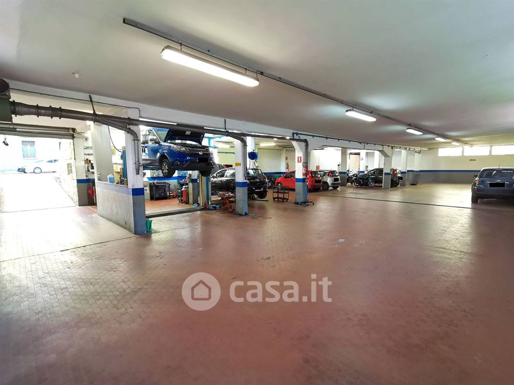 Garage/Posto auto in Vendita in Via Taddeo Alderotti a Firenze