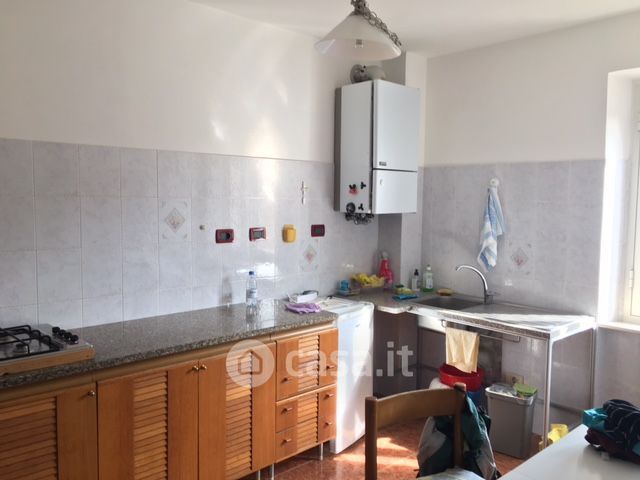 Appartamento in Vendita in Via Mamiani 2 a Genova