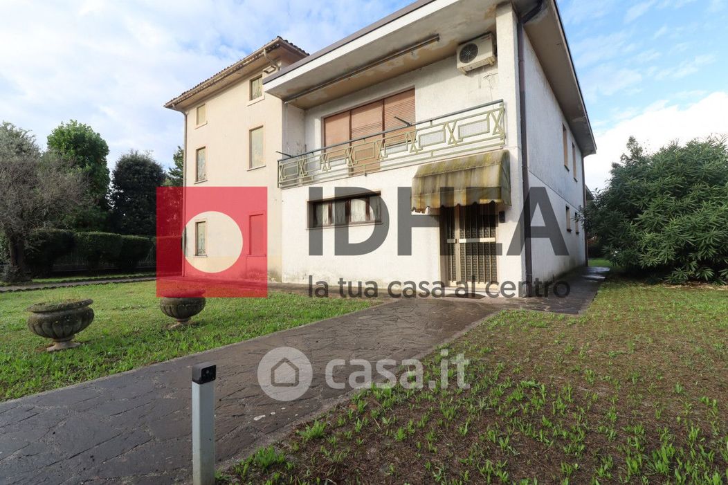 Casa indipendente in Vendita in Via dei Giuseppini a Spresiano
