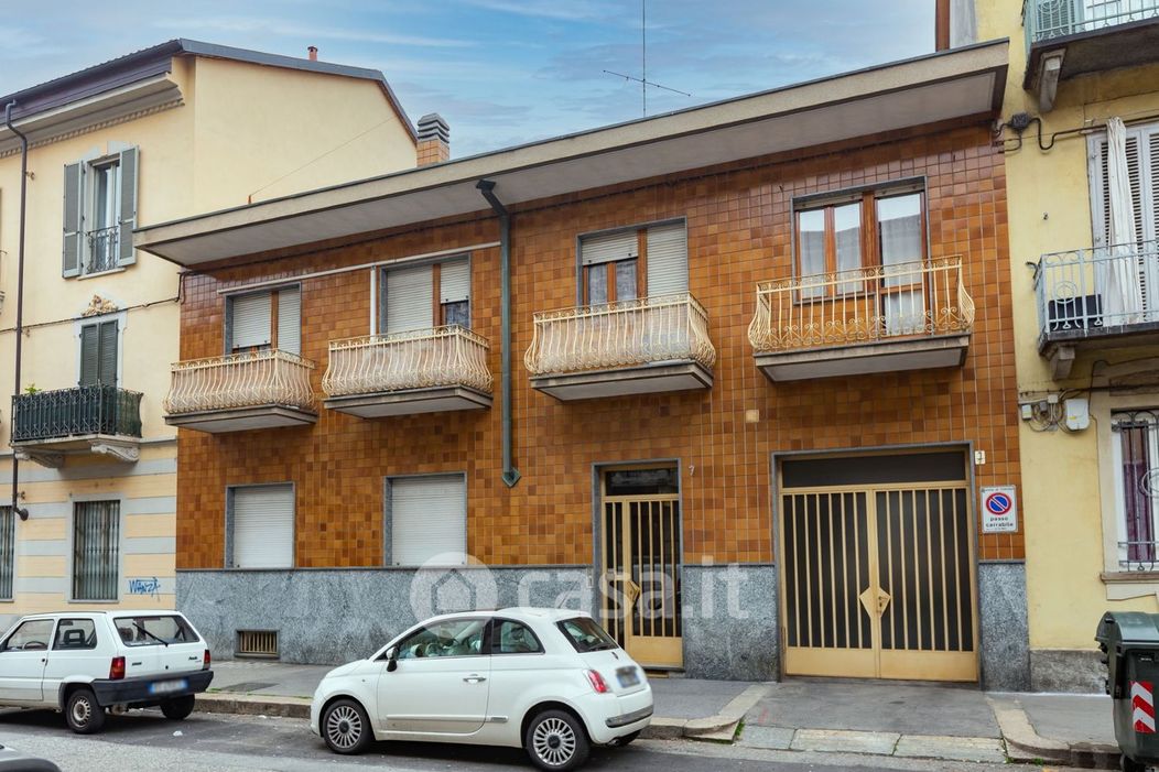Appartamento in Vendita in Via Assisi 7 a Torino
