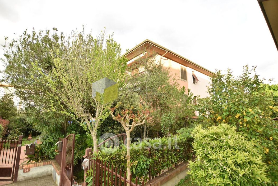 Casa indipendente in Vendita in Via D'Arsula a Pisa