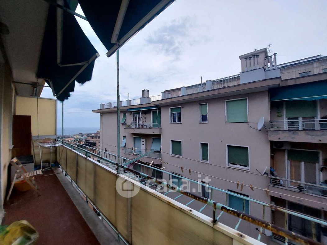 Appartamento in Vendita in Via De Mari a Genova