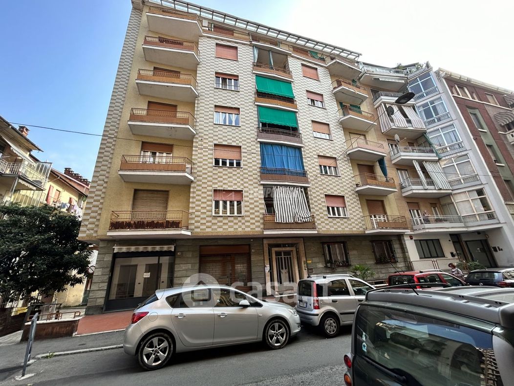 Appartamento in Vendita in Via Giovanni Pascoli 16 a Asti