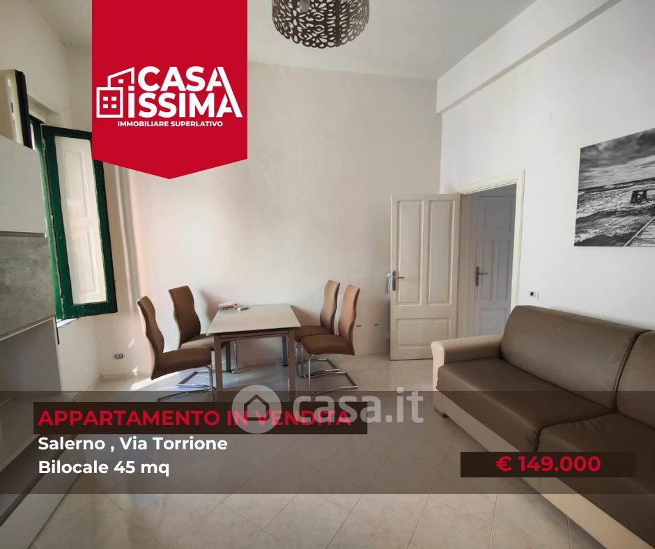 Appartamento in Vendita in Via Torrione 133 a Salerno
