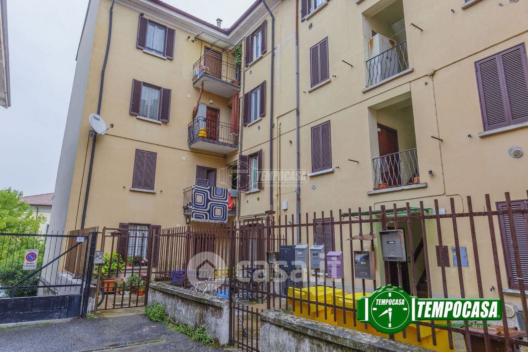 Appartamento in Vendita in Via Francesco Lomonaco a Pavia
