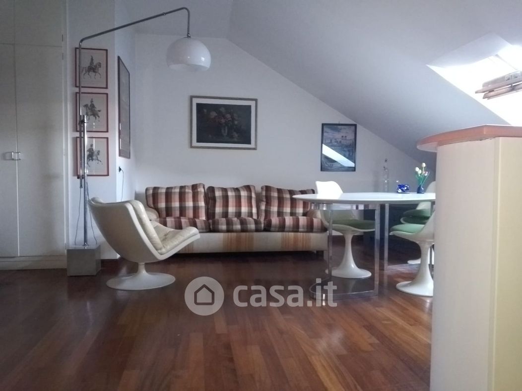 Appartamento in Vendita in Via Brione 28 a Torino