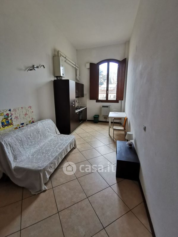 Appartamento in Vendita in Piazza Sant'Agostino a Prato