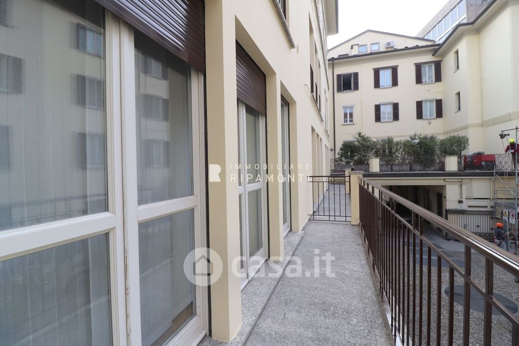 Appartamento in Vendita in Via Roma 41 a Lecco
