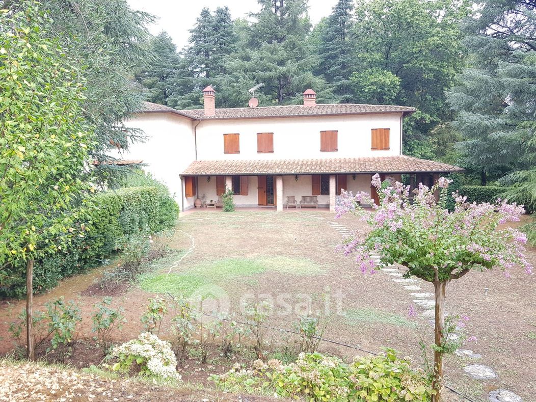 Villa in Vendita in Via di Villa Altieri 1179 /A a Lucca