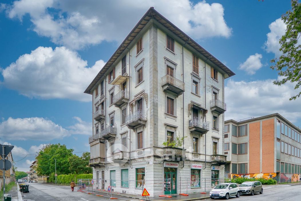 Appartamento in Vendita in Corso Vigevano 21 a Torino