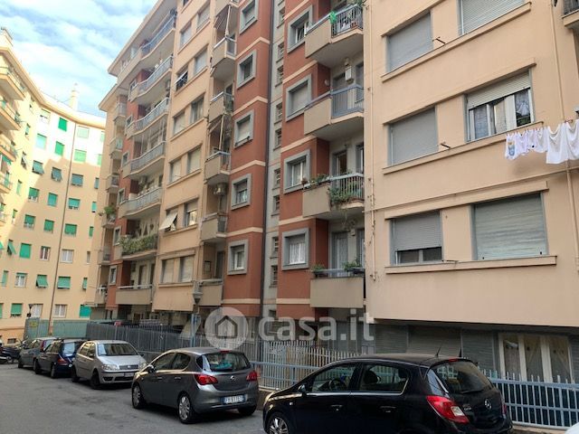 Appartamento in Vendita in Via Faliero Vezzani 12 A a Genova