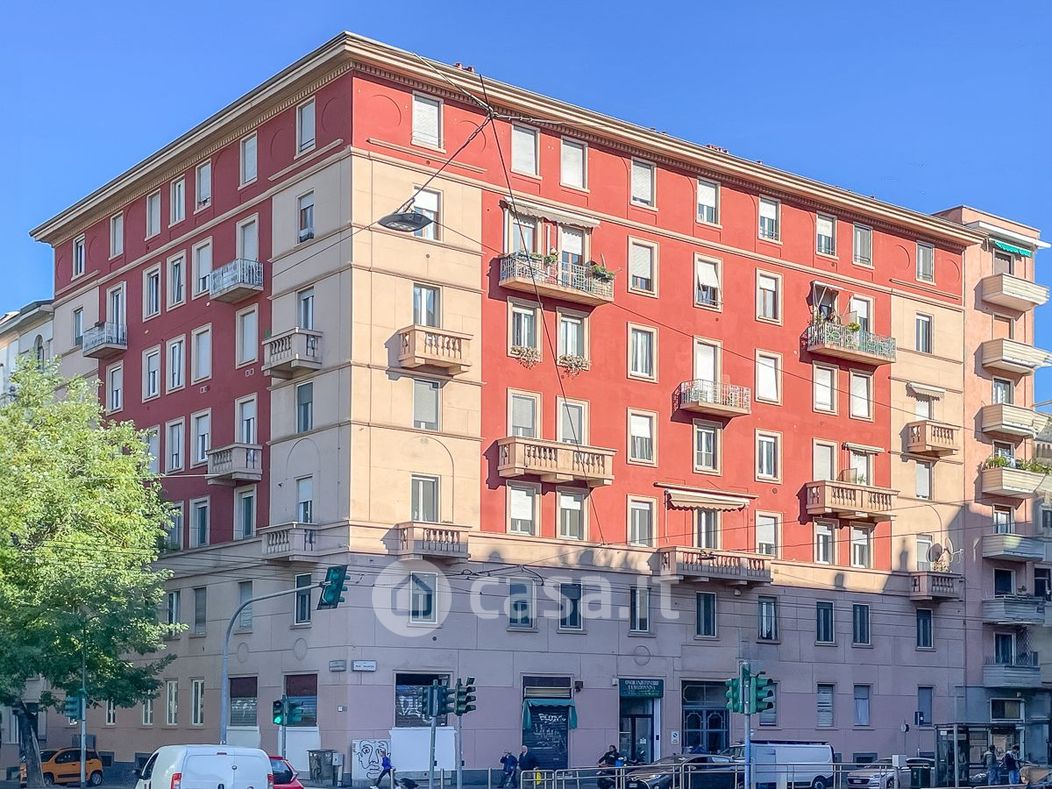Appartamento in Vendita in Via Mac Mahon 40 a Milano