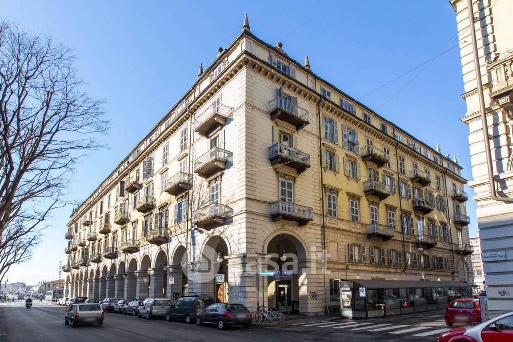 Appartamento in Vendita in Corso san martino 8 a Torino