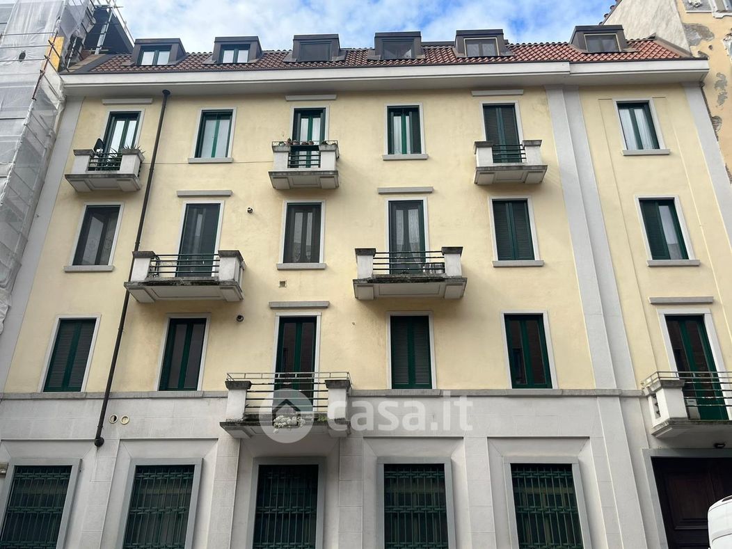Appartamento in Vendita in Via Marco Aurelio 37 a Milano