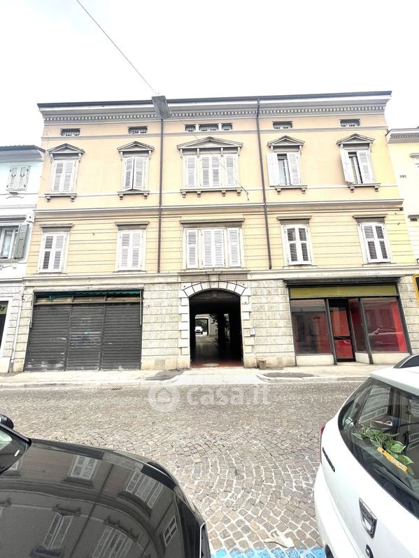 Appartamento in Vendita in Via Giosuè Carducci a Gorizia