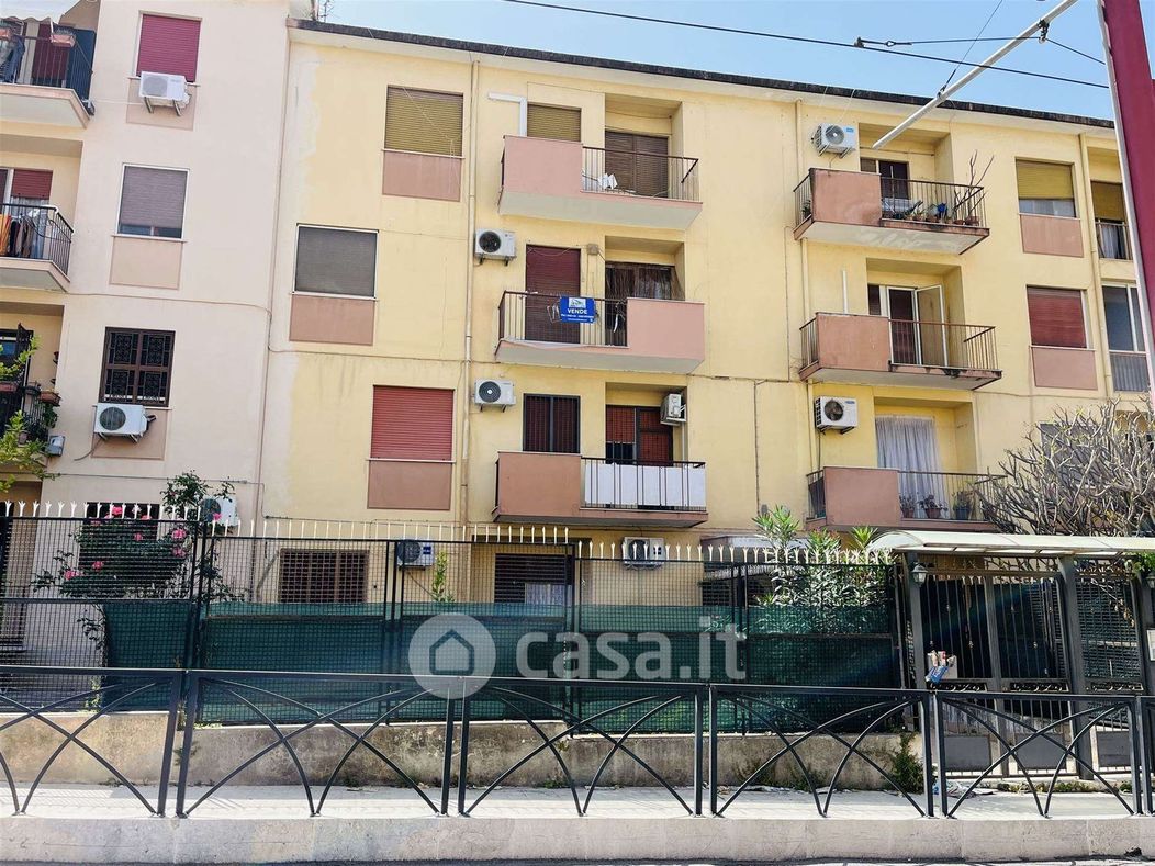 Appartamento in Vendita in Via Modica 12 a Palermo