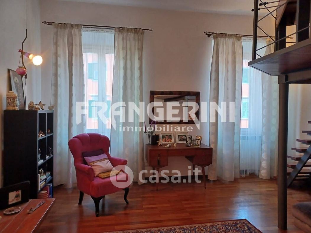 Appartamento in Vendita in Via Magenta a Livorno