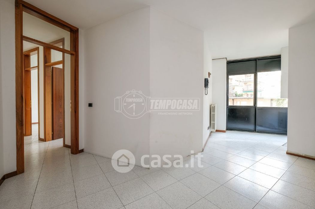 Appartamento in Vendita in Via Giacomo Quarenghi a Bergamo