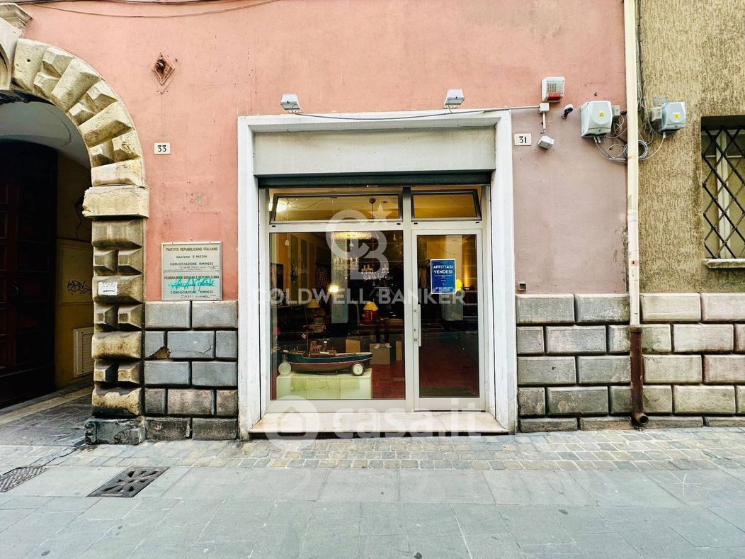 Negozio/Locale commerciale in Affitto in Via Giordano Bruno 31 a Rimini