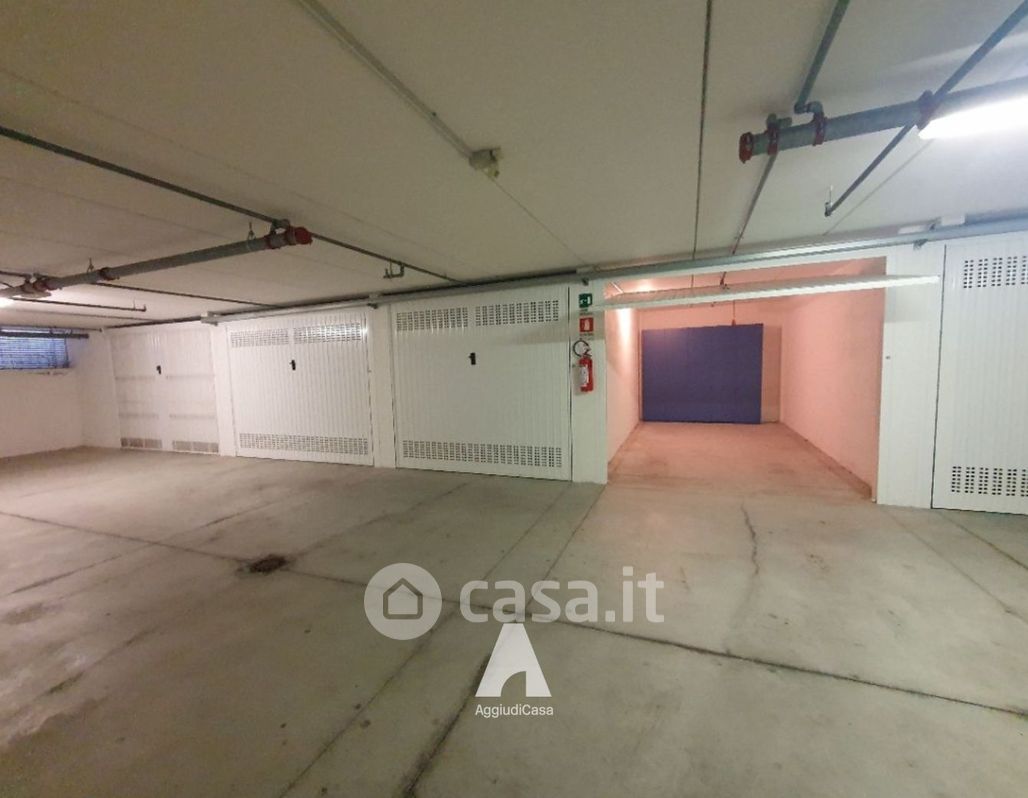 Garage/Posto auto in Vendita in Via Olanda 203 a Jesolo