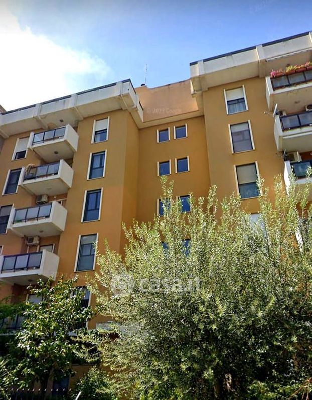 Appartamento in Vendita in Via Giulio Petroni a Bari
