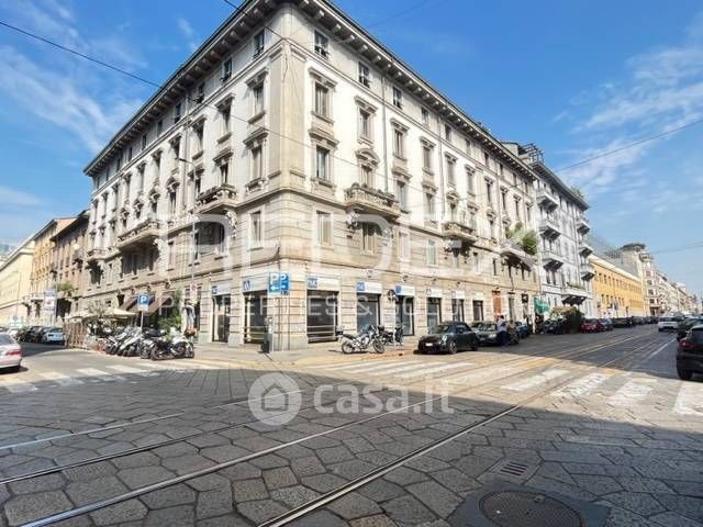 Appartamento in Vendita in Via Luigi Settembrini a Milano