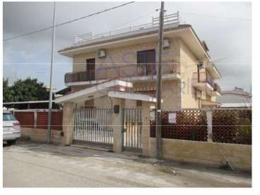 Appartamento in Vendita in Via Giuliano Sangallo 30 a Taranto