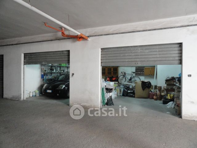 Garage/Posto auto in Vendita in Via vittorio emanuele orlando a Santa Flavia