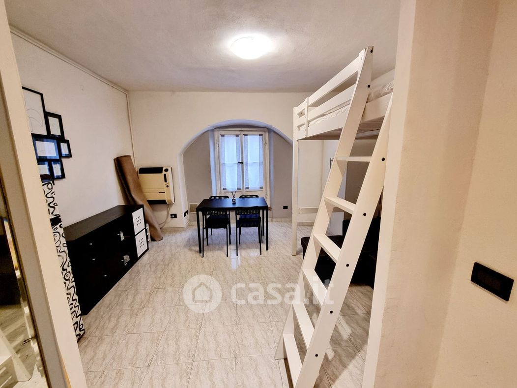 Appartamento in Affitto in Via Clusone a Milano
