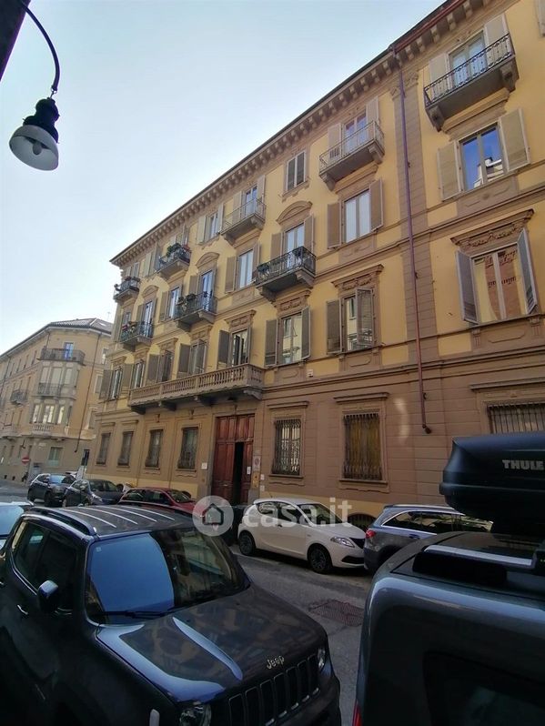Appartamento in Vendita in Via Claudio Beaumont a Torino