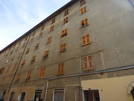 Appartamento in Vendita in Via Parma a Genova