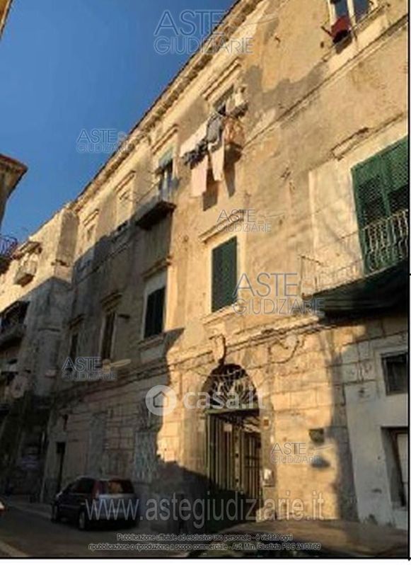 Appartamento in Vendita in Corso Sirena 165 a Napoli