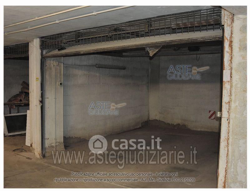 Garage/Posto auto in Vendita in Via della Marranella 47 a Roma
