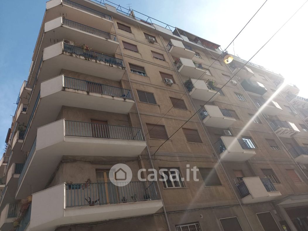 Appartamento in Vendita in Via Luigi Manfredi a Palermo