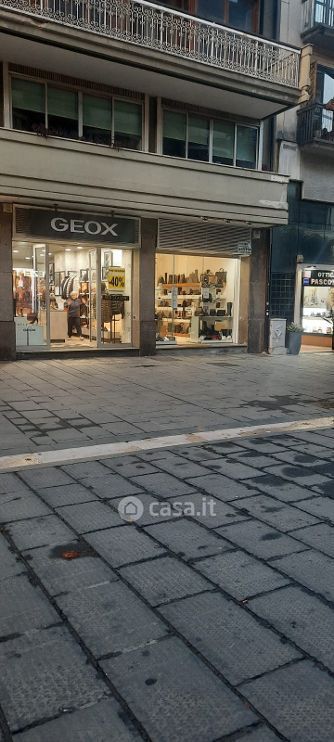 Negozio/Locale commerciale in Affitto in Corso Vittorio Emanuele a Monteforte Irpino