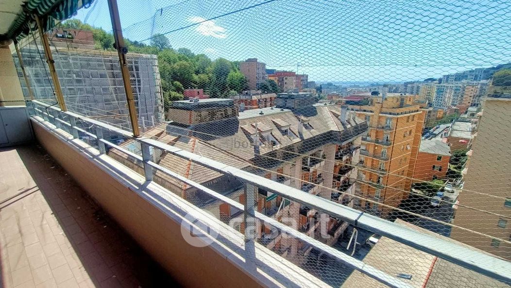 Appartamento in Vendita in Via Erpidio Berno a Genova