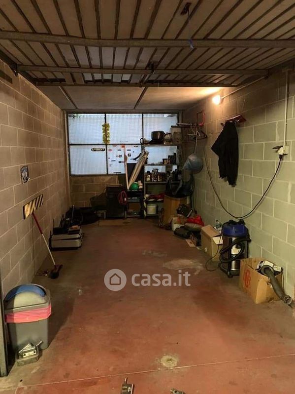 Garage/Posto auto in Vendita in Via Francesco Gonin 22 a Torino