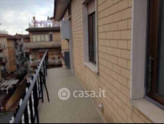 Appartamento in Affitto in Via Isaia Levi 30 a Roma
