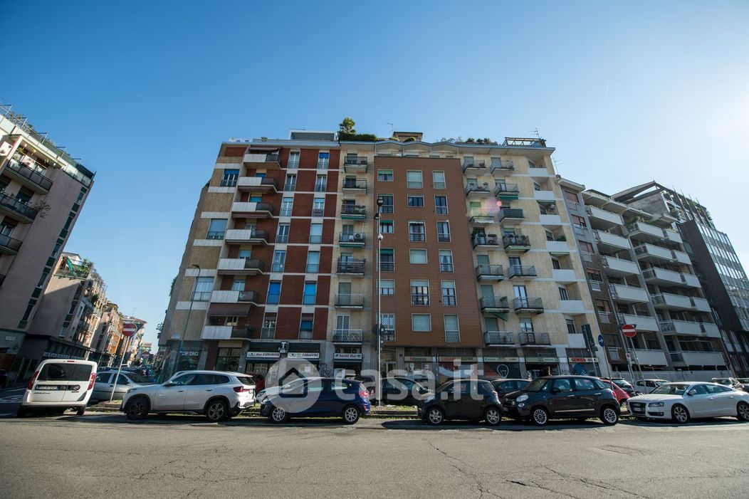Appartamento in Vendita in Via Guido Cavalcanti 14 a Milano