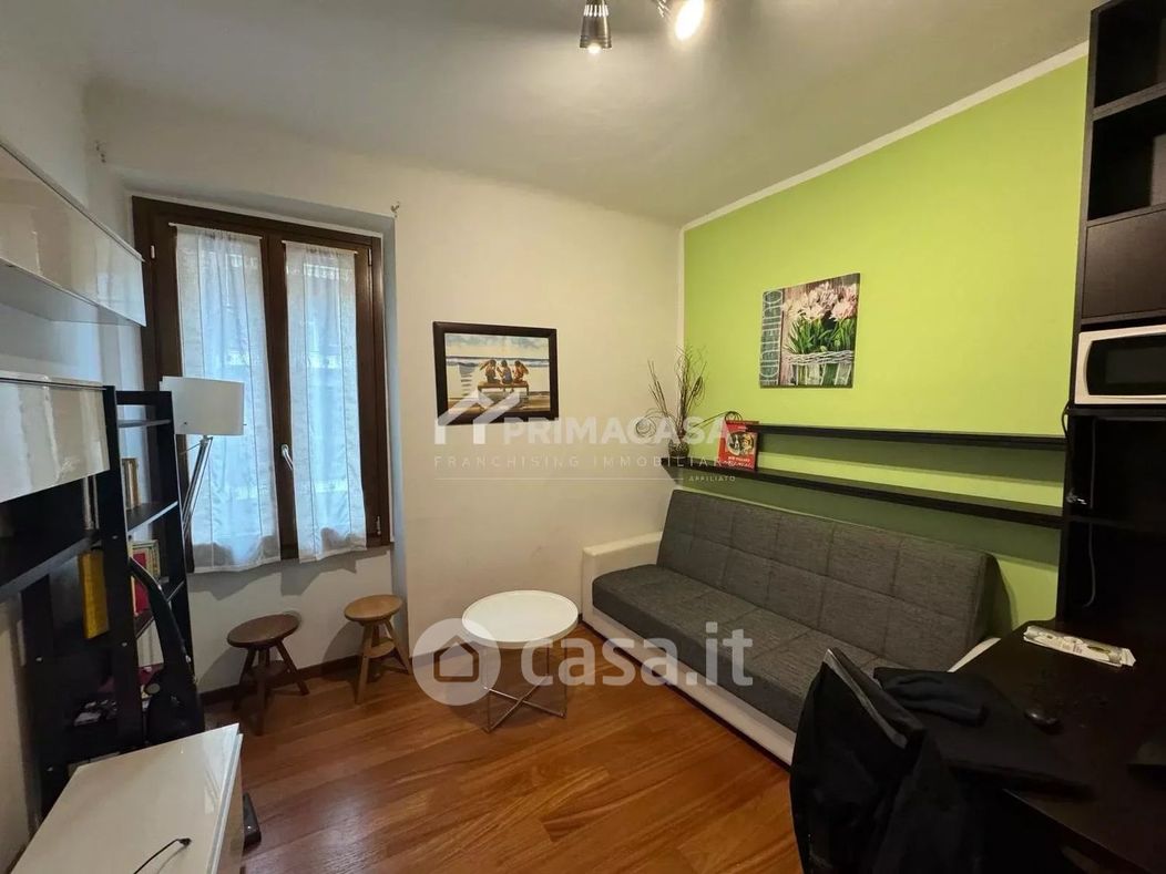 Appartamento in Affitto in Via Genova Thaon di Revel 10 a Milano
